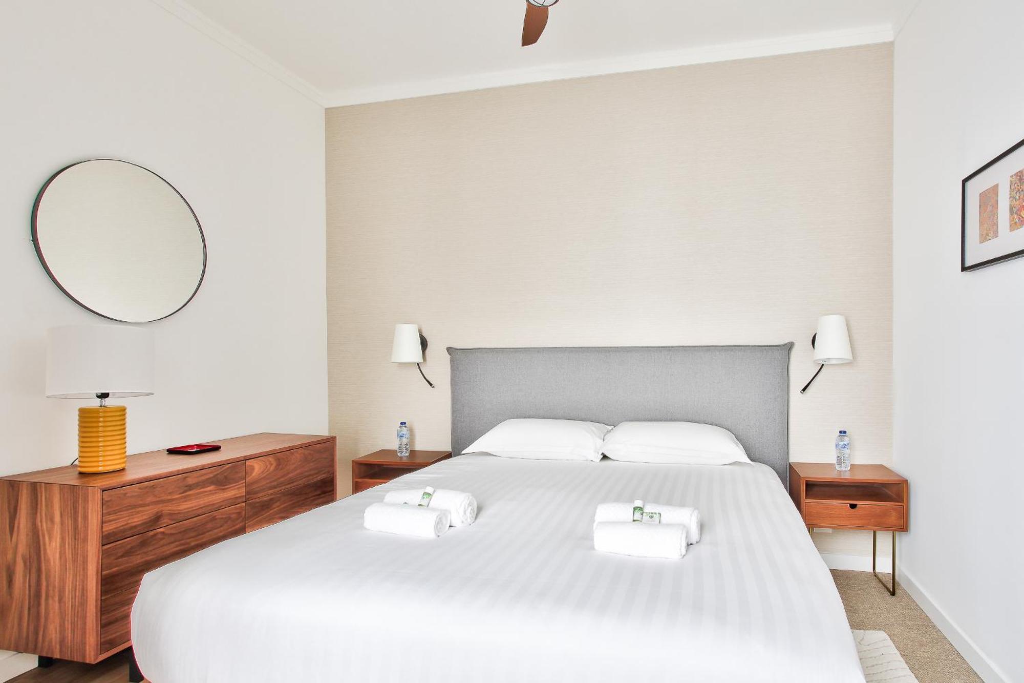 Marais Elegence Suites - Two Bedrooms Paris Bagian luar foto