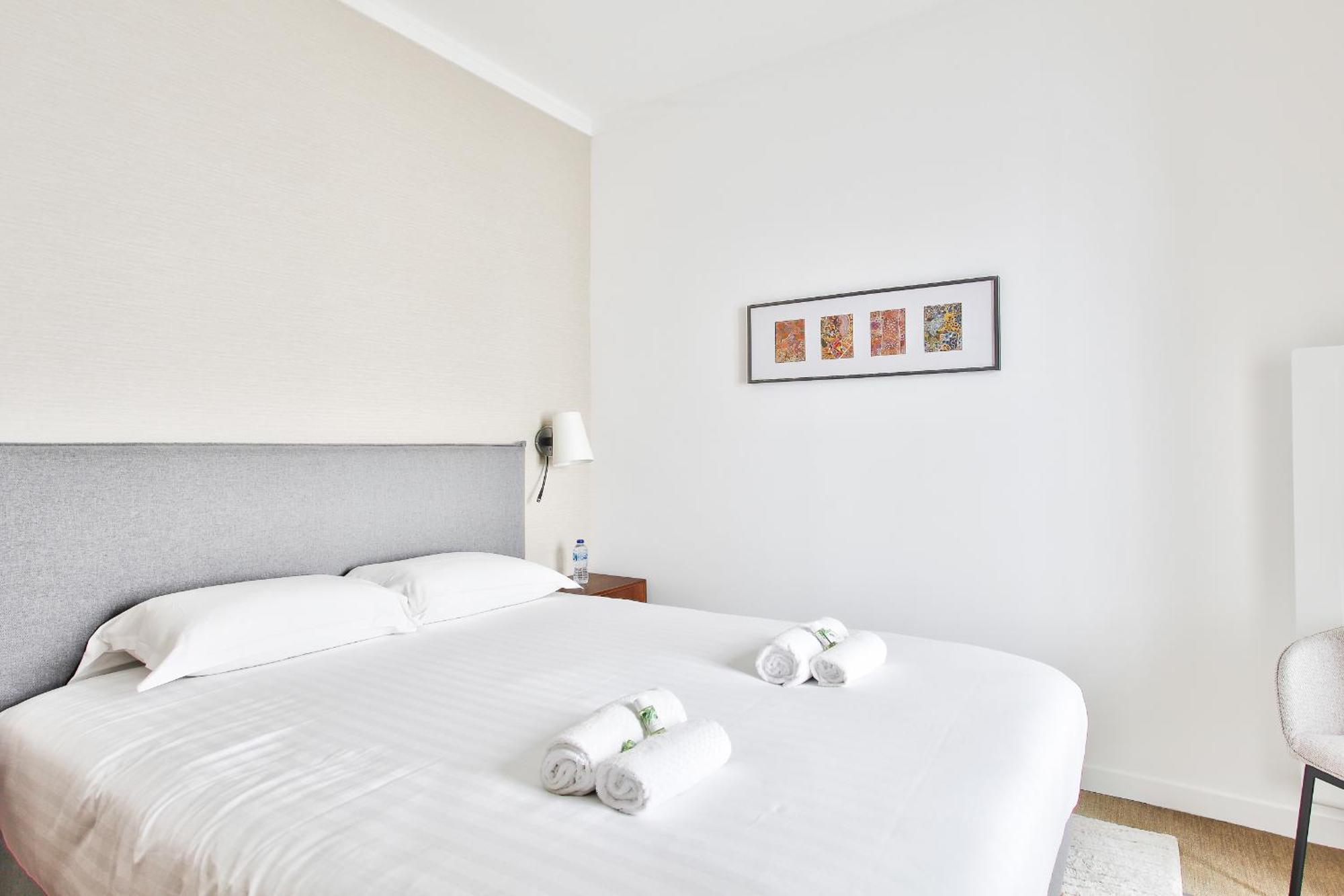 Marais Elegence Suites - Two Bedrooms Paris Bagian luar foto